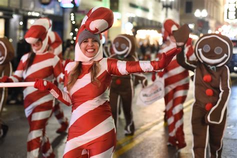 Christmas store hours 2023 in Knoxville, plus Christmas Eve