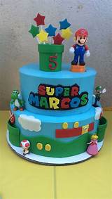 Amazing toy figures iced in butter cream and with fondant decorations look really outstanding. Super Mario birthday cake | Mario birthday cake, Super ...