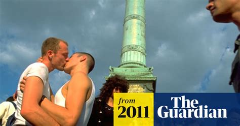 French Gay Couples Condemn Discriminatory Laws Lgbtq Rights The