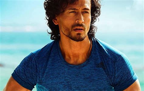 Tiger Shroff Joins Rohit Shetty Cop Universe With Singham Again