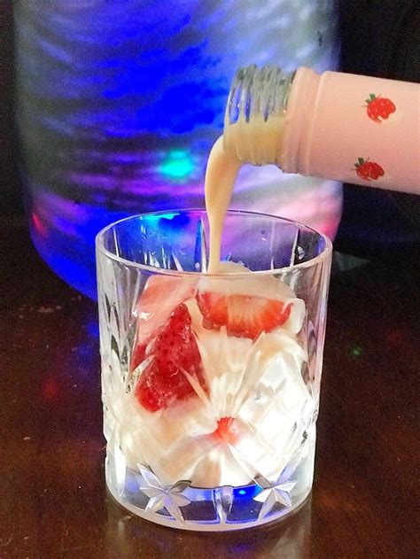 To make, whisk 1 lb pureed strawberries, 1/2 c sugar, 1/2 tbsp lemon juice. Recipe: Strawberries & Cream Colada | Strawberries, cream ...