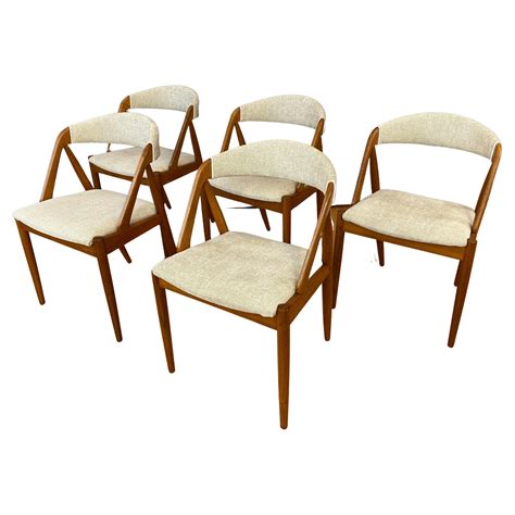 Set Of 4 Kai Kristiansen Model 31 Dining Chairs In Teak For Sale At 1stdibs