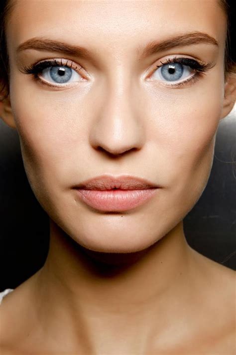 Lookbook Beauty Tips 5 Ways To Wear White Eyeliner