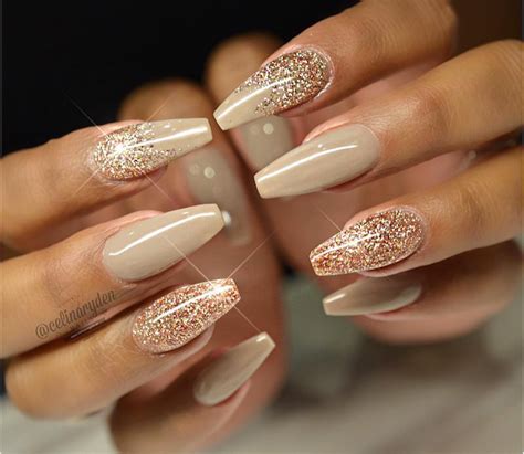 déco ongle gel ballerine beige paillettes nail decoration glitter gel nails cute gel nails