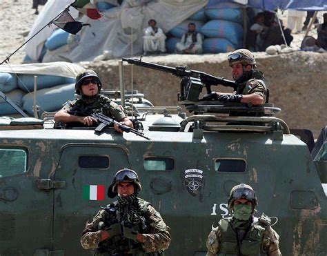 Afghanistan Autobomba Contro I Soldati Italiani Ilgiornaleit