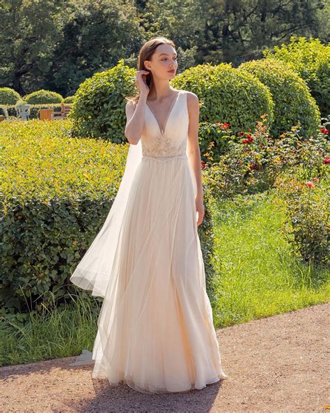 Greek Wedding Dresses For Glamorous Bride That Are Wow
