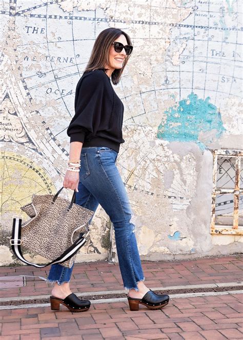 Black And Denim With Clogs Clogs Outfit Ugg Clogs How To Wear