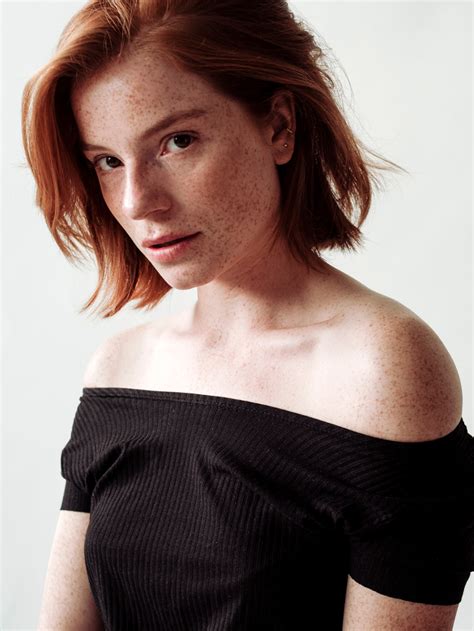 Mikas Luca Hollestelle Beautiful Freckles Red Haired Beauty Red Hair Woman