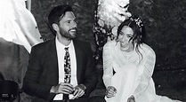 Lizzy Caplan & Tom Riley Are Married – See a Wedding Photo! | Lizzy ...