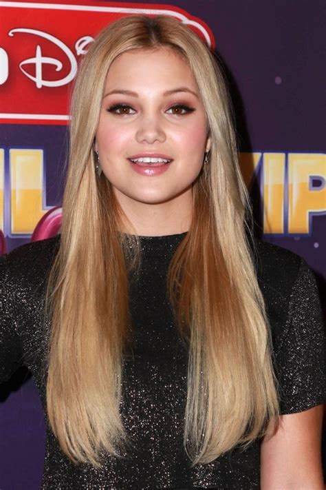 Olivia Holt Hairstyles And Hair Colors Steal Her Style