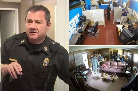 Police Chief Who Led Raid Of A Small Kansas Newspaper Suspended