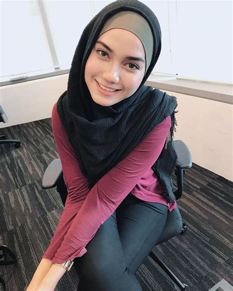 Yuna Zainal Di Instagram Muka Dah Penat Senyum Pun Tak Larat 🌚 Inner Snowcap From Izzah