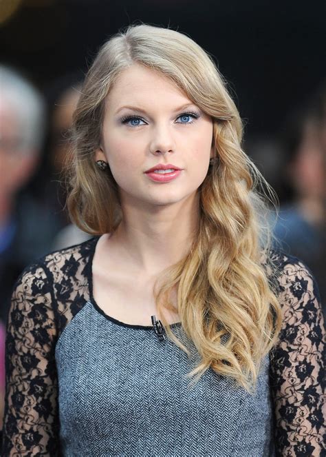 Pretty Taylor Swift Beautiful