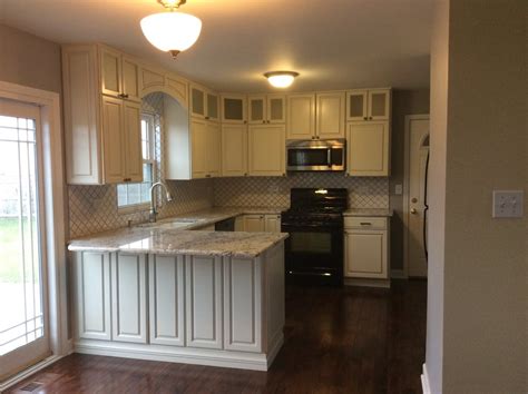 Serving chicago and the surrounding area, chicago, il. Traditional Cabinets w/Moroccan-style Backsplash - Traditional - Kitchen - Chicago - by NV ...