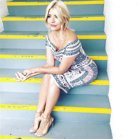 Holly Willoughby Fantastic Blonde Milf Tv Presenter Photo 184 245 109201134213