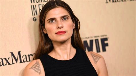 Lake Bell American Actress Screenwriter Director Fashion Republic