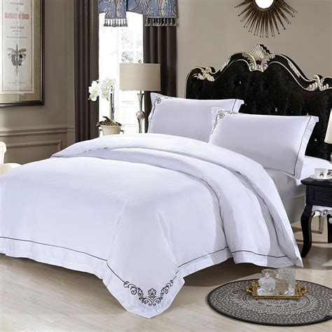 Solid White And Black Plain Colored Luxury Hotel Style 100 Egyptian