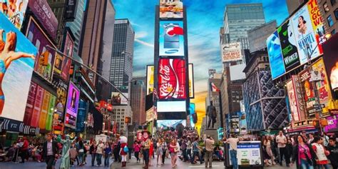 中信红木 登上美国纽约时代广场大屏引领中国红木走向世界 isenlin cn