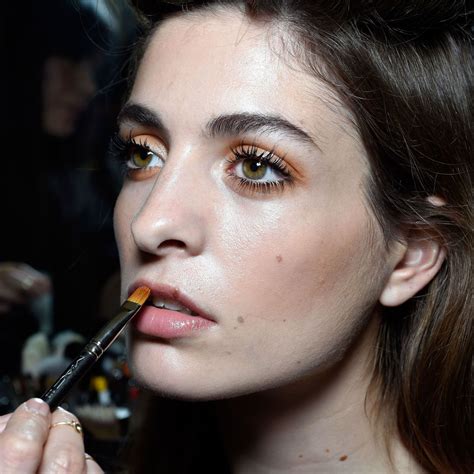 30 Makeup Tips Celebrity Makeup Artists Reveal Beauty Secrets Marie Claire
