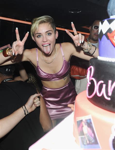 Bangerz Tour 2014 Miley Nificent Or Cyrus Ly Disappointing A Tour Review The Source