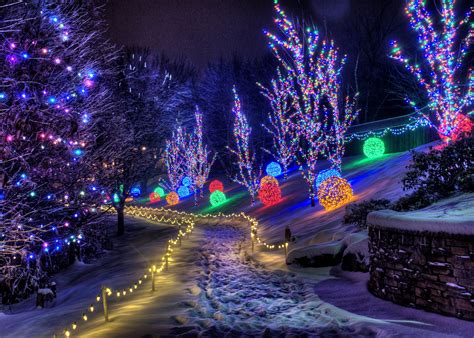 Christmas Town Is A Winter Walk In Kentucky That Will