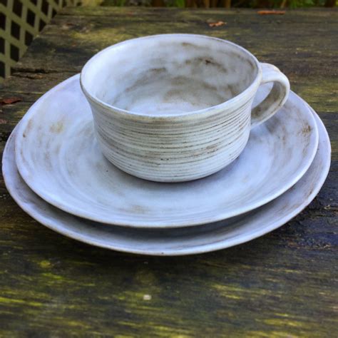 A Beautifully Rustic Farmhouse Style Dinnerware Line From The Makers