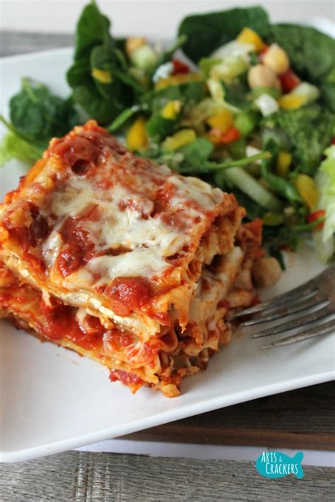 Easy Meatless Lasagna Recipe Arts And Crackers