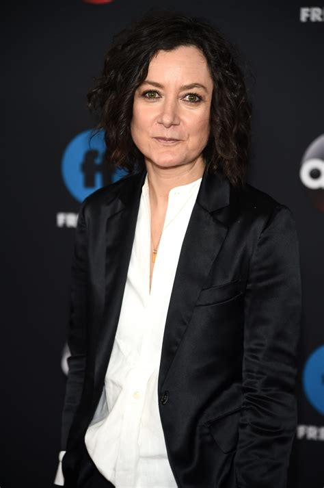 Sara Gilbert And Linda Perry Married The Hollywood Gossip