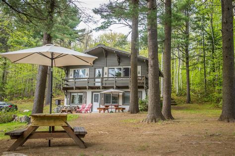 Chalets Des Pins Rawdon Québec Plein Air Cottages Gazebo Outdoor