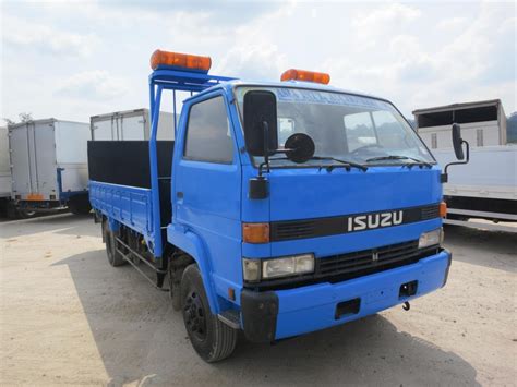 Isuzu Forward Cargo Truck By Mg7000 On Deviantart