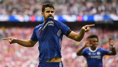 Diego costa is a spanish footballer who plays for the spanish national football team and for the club atletico madrid. Diego Costa Moves Family to Madrid in Latest Ploy to Leave ...