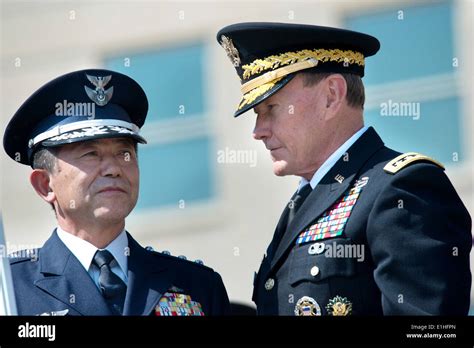 Osd U S Army Gen Martin E Dempsey Hi Res Stock Photography And Images