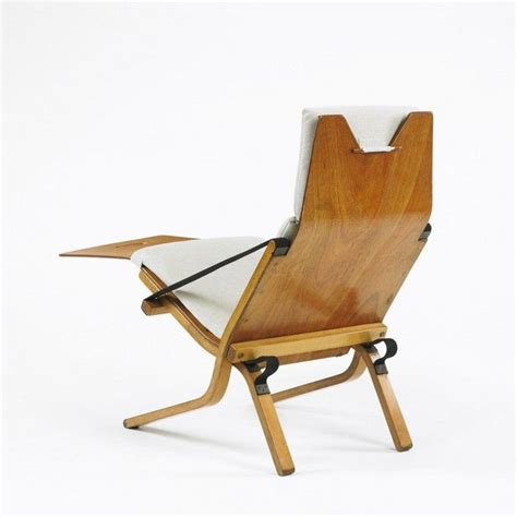 Charles and ray eames dominated the furniture design scene in the us from the early 1950s to the 1970s, and they are most known for their eames lounge and ottoman chairs. 20th century famous designers - Ernest Race (With images) | Famous designers, Design, Outdoor chairs