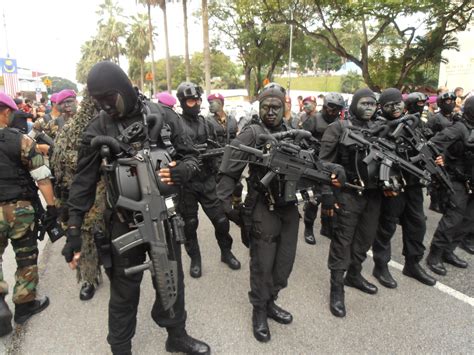 Malaysian Paskal With An Xm8 And G36 Rifles Paskal Is A Naval Sof Unit