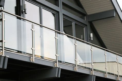 Glass Balustrades For Domestic And Commercial Properties Square Balustrades