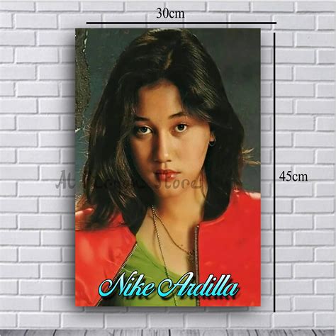 POSTER JADUL NIKE ARDILLA POSE | mail.napmexico.com.mx