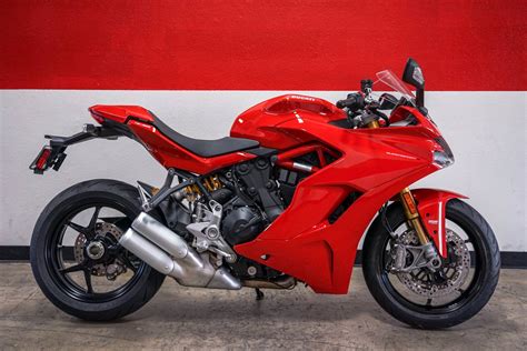 Review Of Ducati Supersport S 2018 Pictures Live Photos And Description