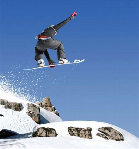 Awesome Snowboard Jumping Photography