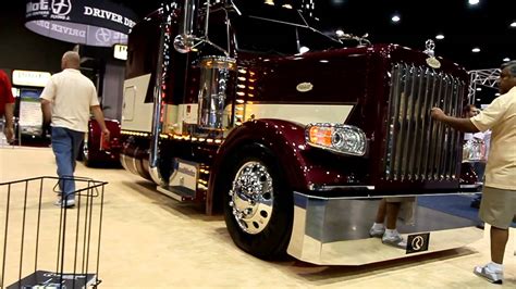 Roadworks 388 Low Pro Peterbilt Show Truck At Mid America Trucking Show