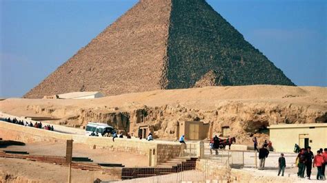 Pyramids Of Giza History And Facts Britannica