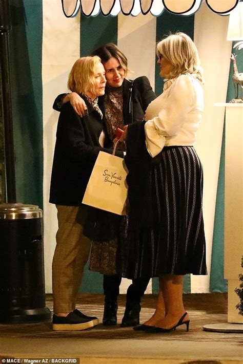 Hello @danpatrick i'm asking you to look deeply into your heart and acknowledge that granting a 30 day. Sarah Paulson Wife : Sarah Paulson I M 44 Years Old And I ...