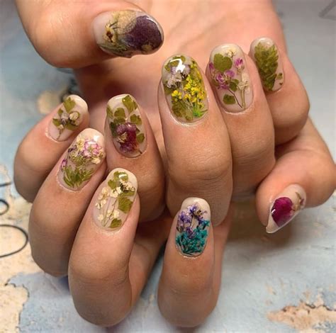 40 Glam Dried Flower Nail Designs For Spring 2020 The Glossychic