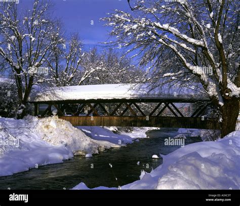 Wooden Snow Bridges Stock Photos And Wooden Snow Bridges Stock Images Alamy