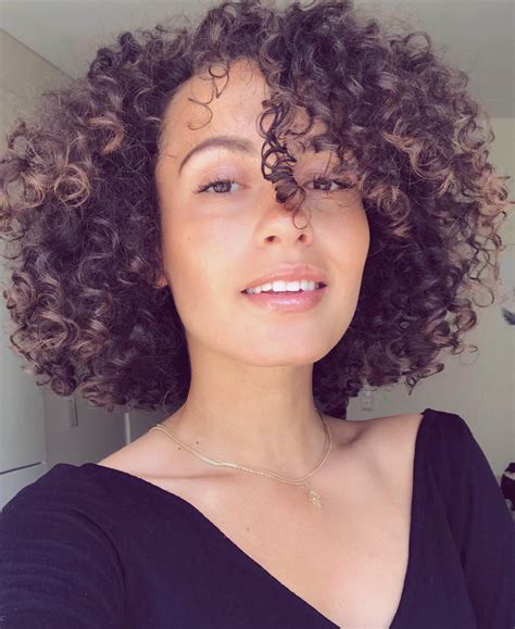 3b Curly Haircuts 50 Top Curly Bob Hairstyle Ideas For Every Type Of Curl To Try In 2021