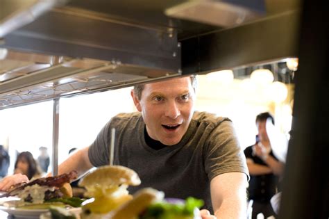 Las Vegas Bobby Flay Becomes Latest Celeb Chef To Open A
