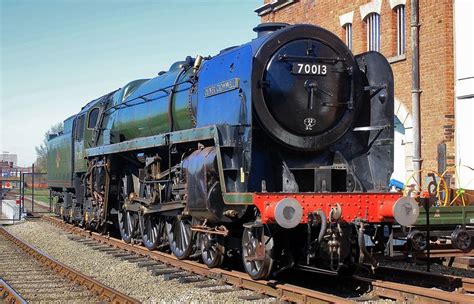 70013 Br Standard Oliver Cromwell Bournemouth Station Steam Trains