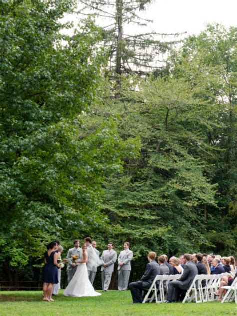 22 Forest Wedding Venues For Couples Who Love The Great Outdoors