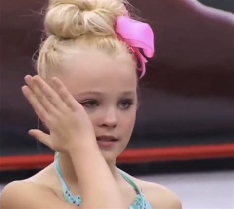 Jojo Siwa Reacted To A Clip Of Her Cruel Treatment On Dance Moms