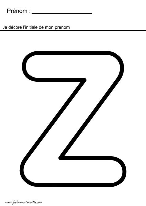 The Letter Z Is Shown In Black And White