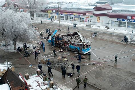 Bomb Attacks In Russia Echo Threats By Chechen Insurgent The New York